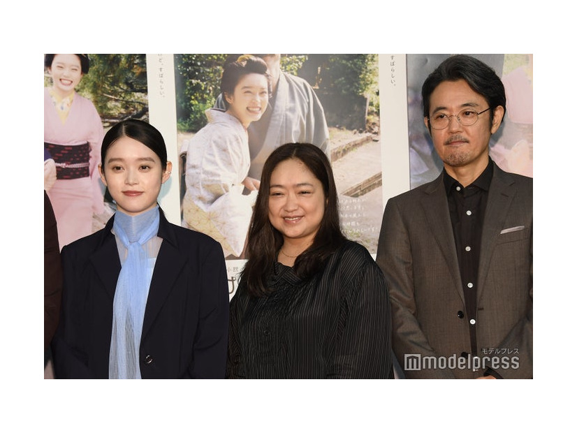 NHK連続テレビ小説「ばけばけ」第1週試写会見に出席した高石あかり、池脇千鶴、岡部たかし（C）モデルプレス