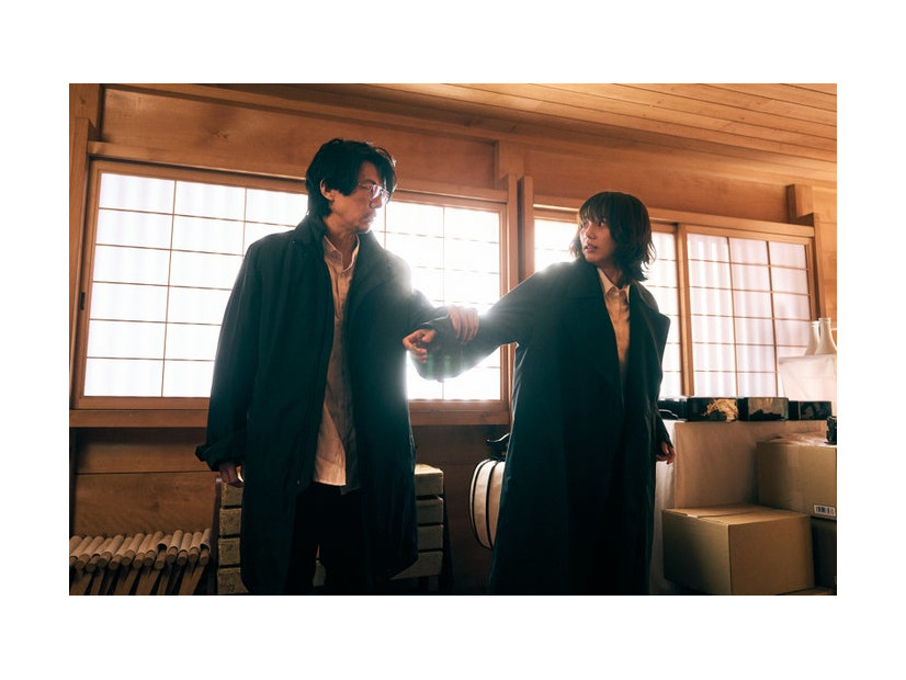 藤木直人、のん「MISS KING / ミス・キング」（C）AbemaTV, Inc.