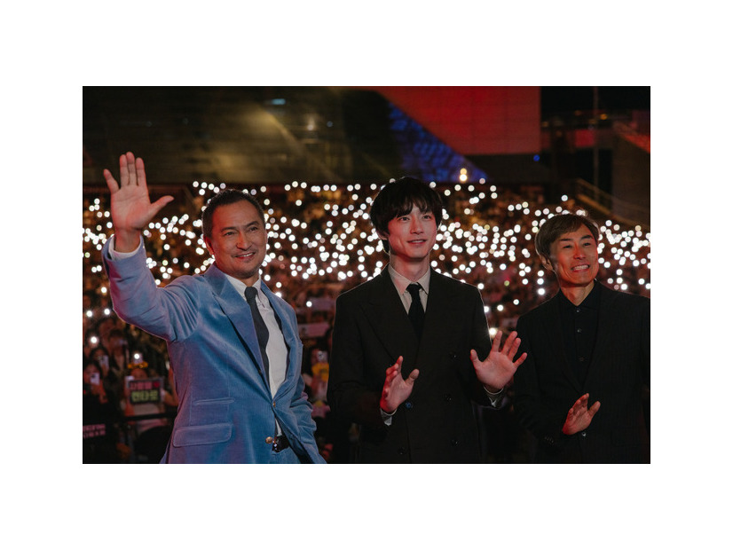 『盤上の向日葵』釜山ワールドプレミア上映　©2025映画「盤上の向日葵」製作委員会