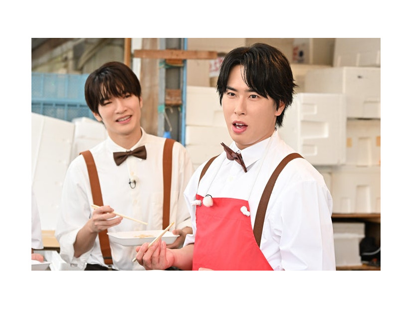 深澤辰哉、宮舘涼太（C）TBS