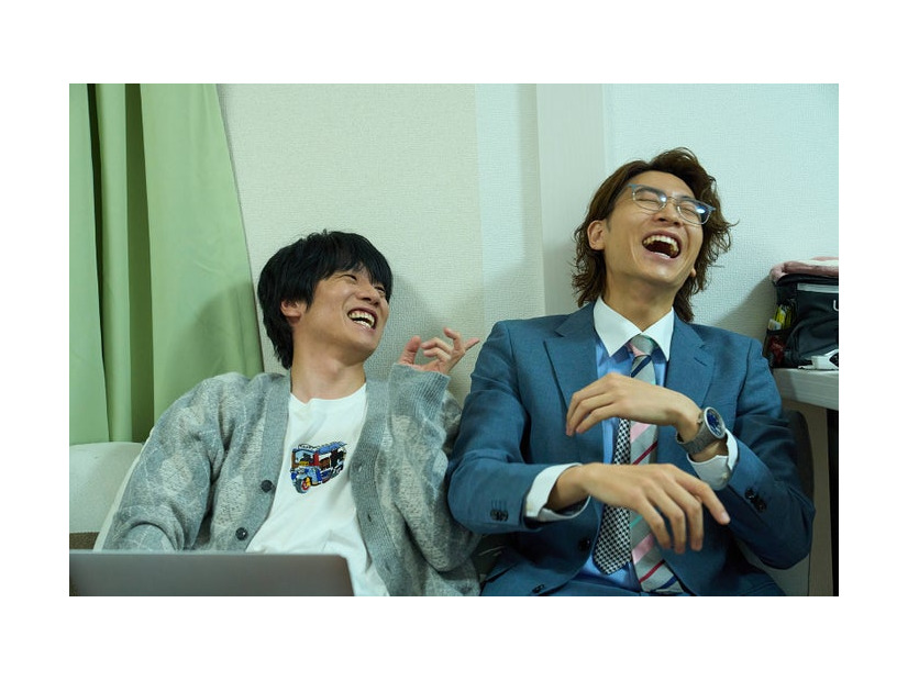 風間俊介、庄司浩平（C）マミタ・libre／「40までにしたい10のこと」