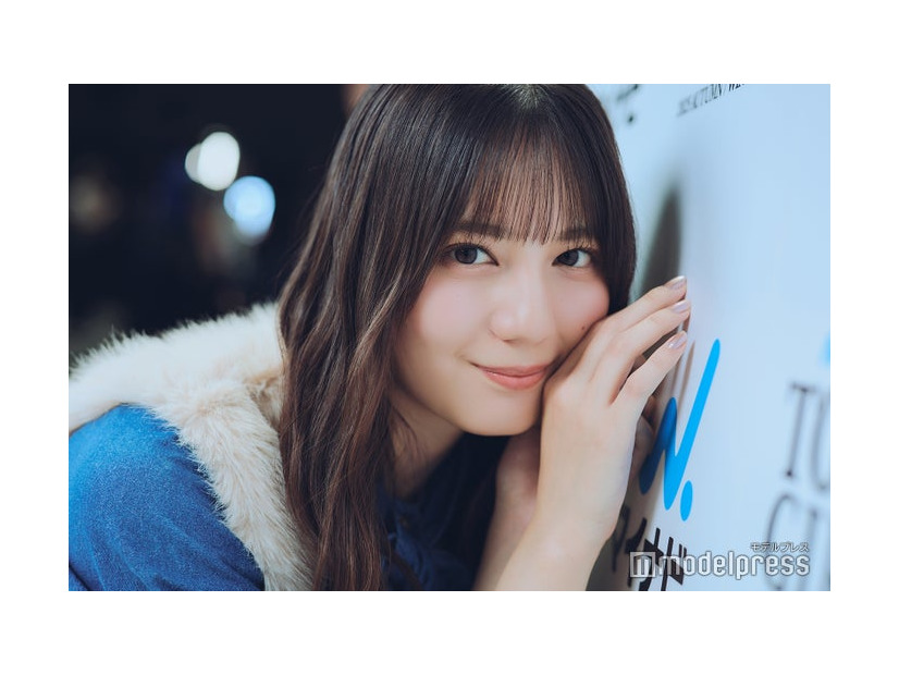 モデルプレスのインタビューに応じた小坂菜緒（C）モデルプレス