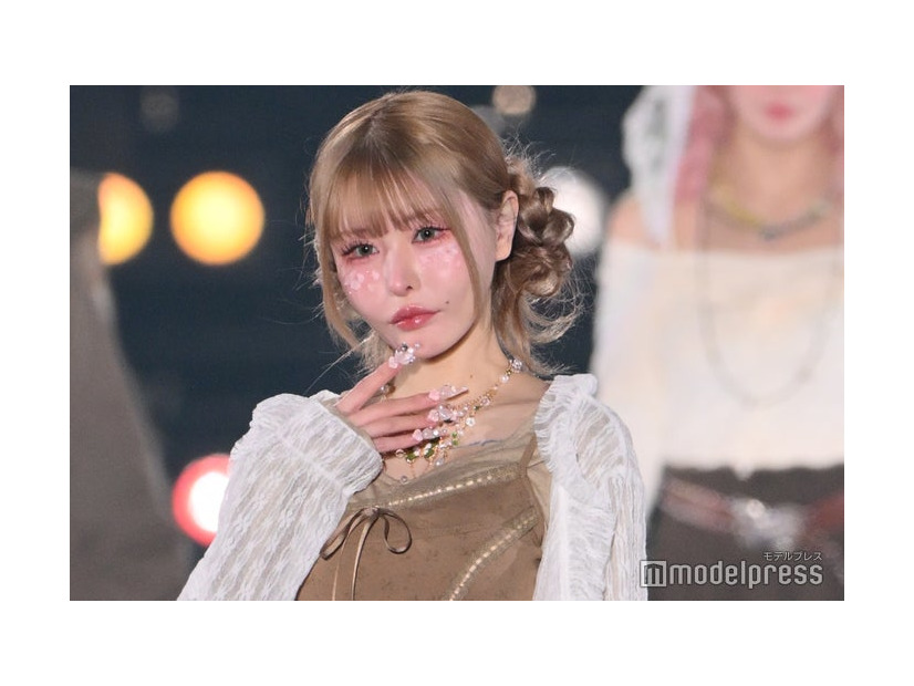 戦慄かなの（C）モデルプレス