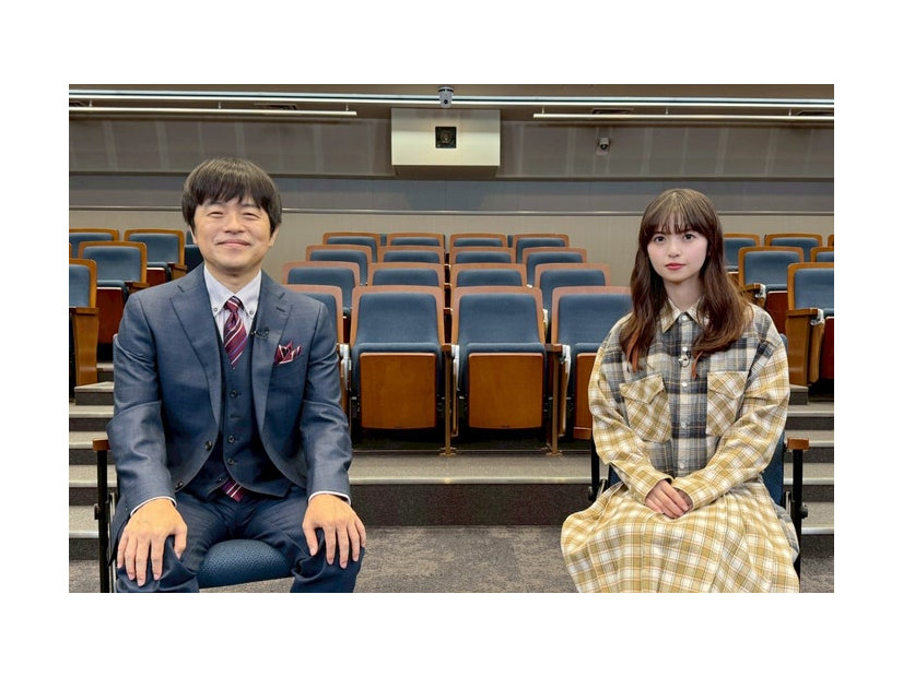 バカリズム、齋藤飛鳥（C）テレビ東京