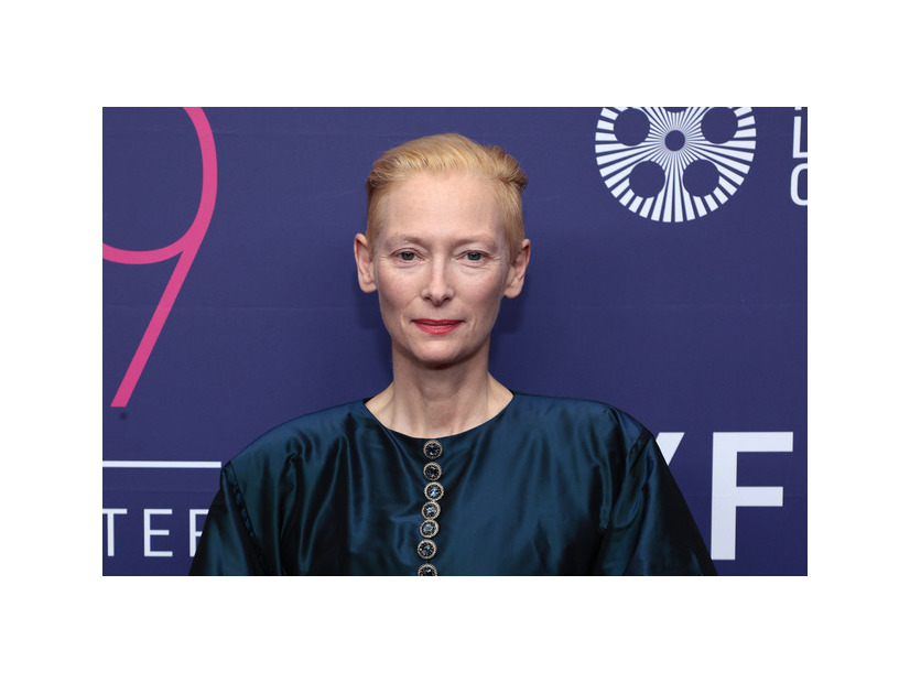 ティルダ・スウィントン Photo by Dimitrios Kambouris/Getty Images