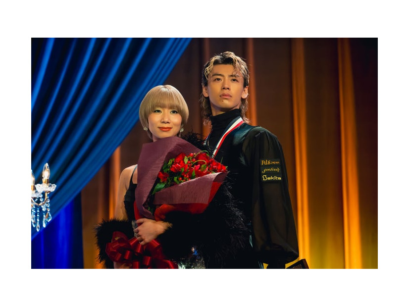 土居志央梨、竹内涼真（提供写真）