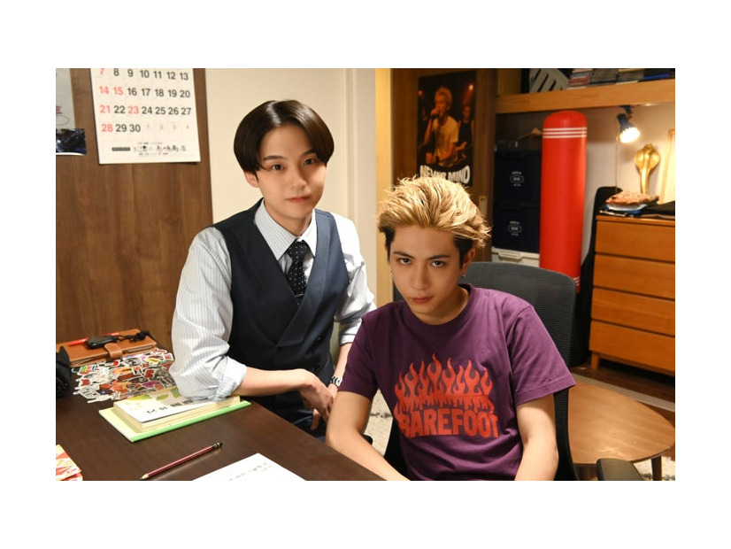 沢村玲、田中洸希（C）奥嶋ひろまさ（秋田書店）／「家庭教師の岸騎士です。」製作委員会