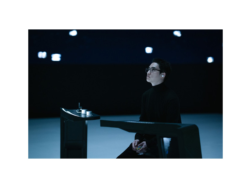 「捏造された都市」(C)2025 Disney and its related entities