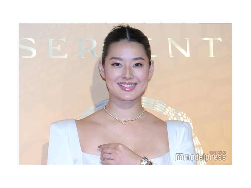 すみれ（C）モデルプレス