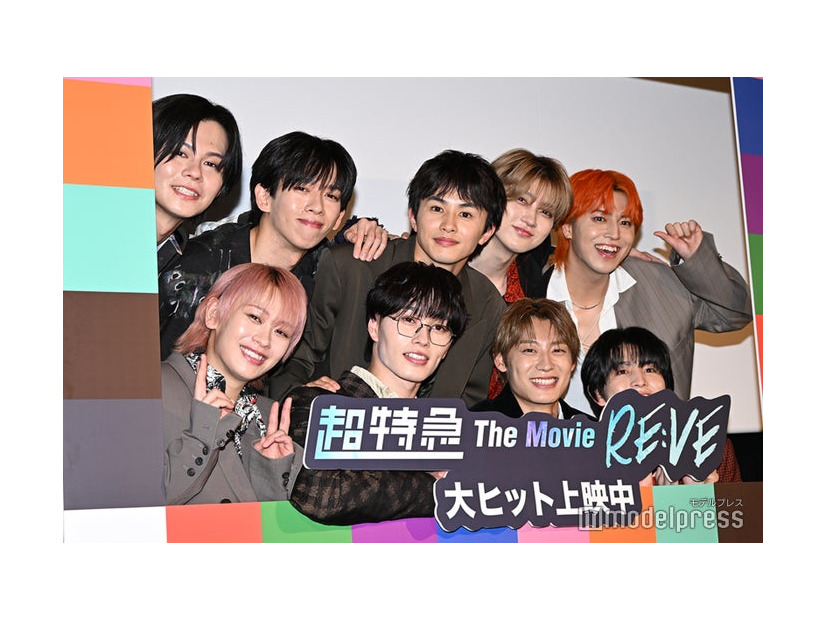 超特急（前列左から）シューヤ、マサヒロ、アロハ、ハル（後列左から）カイ、リョウガ、タクヤ、ユーキ、タカシ（C）モデルプレス