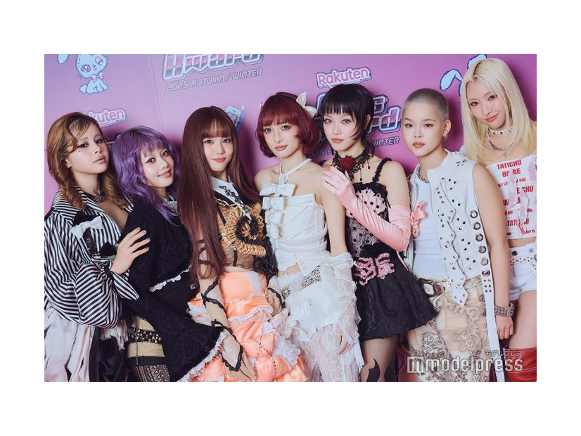 XG（HARVEY、HINATA、JURIA、JURIN、CHISA、COCONA、MAYA）（C）モデルプレス