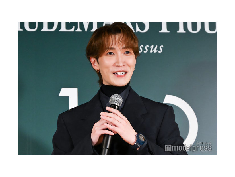 オーデマ ピゲは「彼女」と断言した渡辺翔太（C）モデルプレス