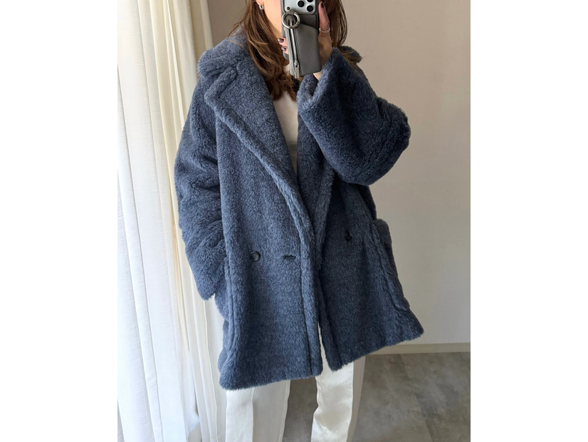憧れMaxMaraのテディベアコート君臨。ふわもこアウターを主役にした大人かわいい着こなし【40代の毎日コーデ】