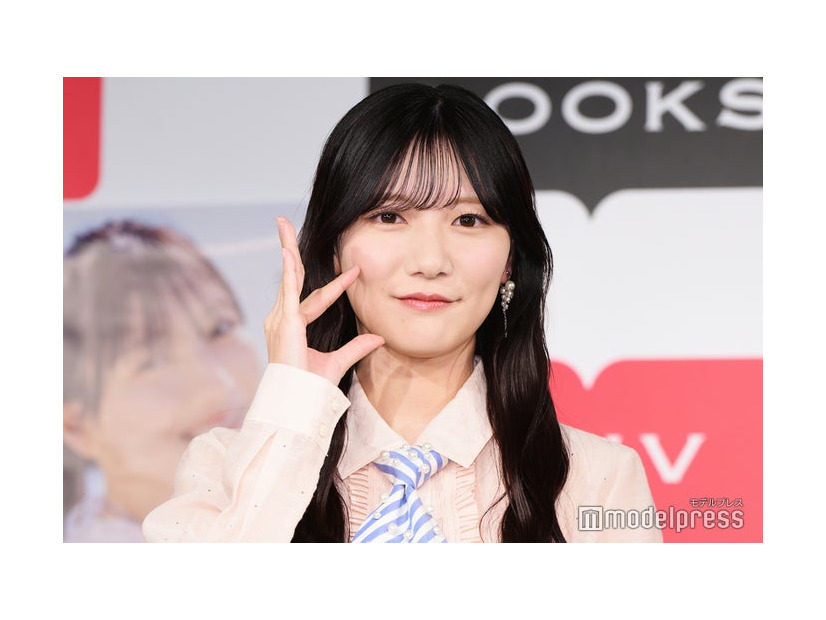 発売記念取材会見を行った河田陽菜（C）モデルプレス