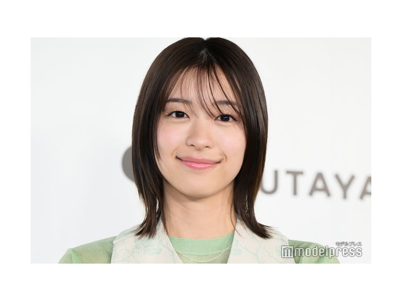 鳴海唯（C）モデルプレス