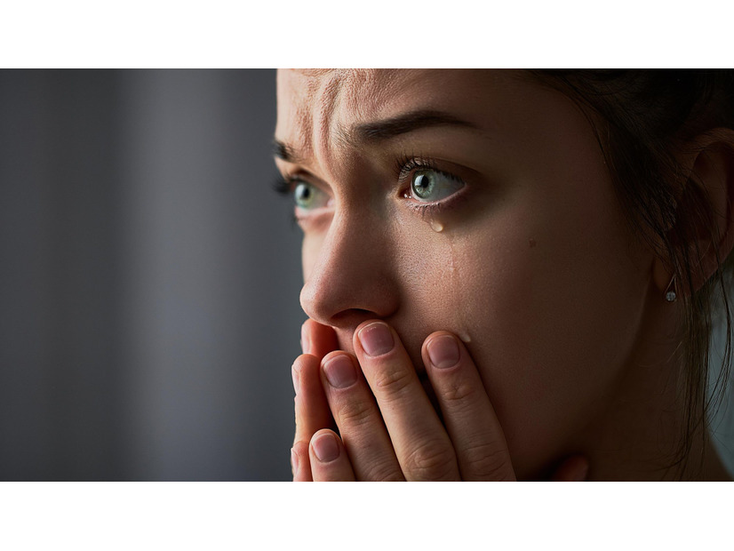 「拒めば激怒される」夫婦生活を”毎日”強要されたあげく、浮気まで。勝ち組だったはずの元モデル妻が味わった“地獄の結婚”とは