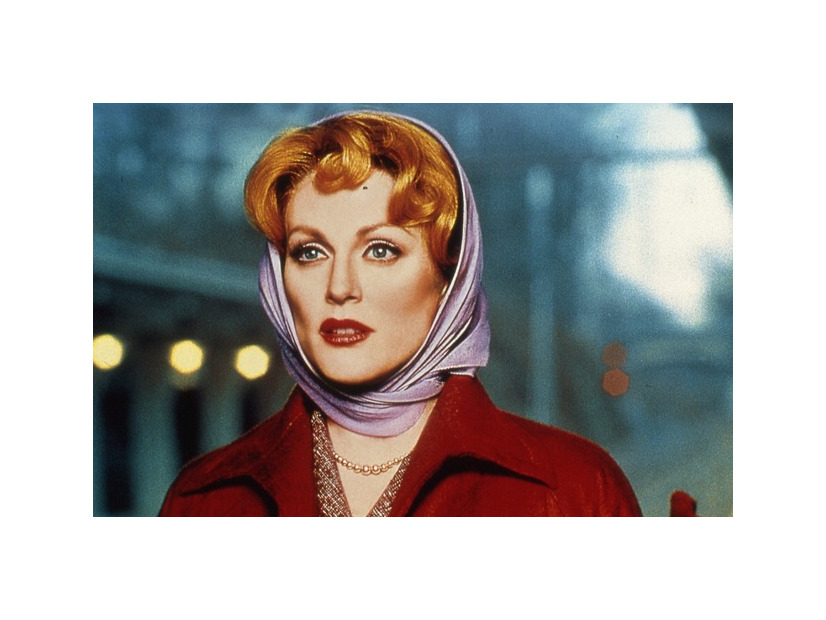 『エデンより彼方に』©2002 FOCUS FEATURES,LLC.ALL RIGHTS RESERVED.