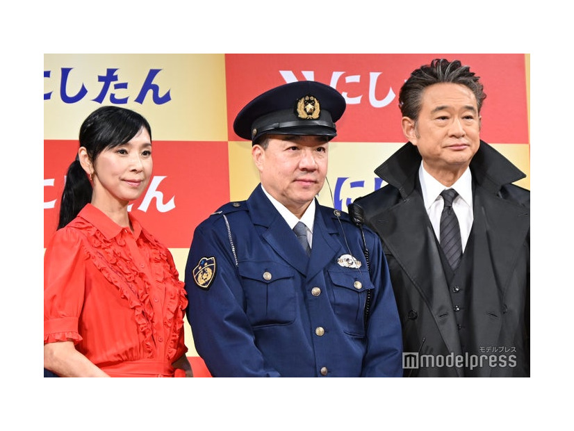 イベントに出席した（左から）黒木瞳、西村誠司氏、船越英一（C）モデルプレス