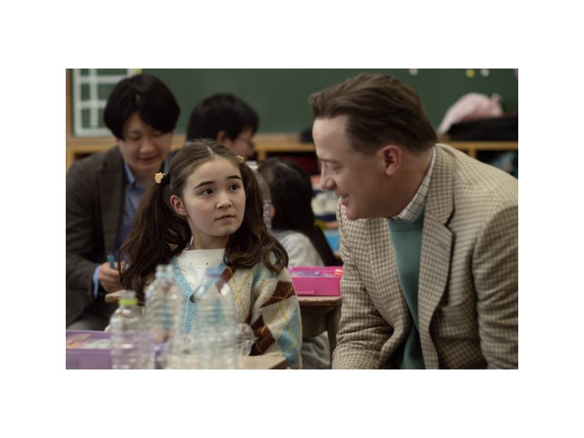 『レンタル・ファミリー』©2025 Searchlight Pictures. All Rights Reserved.　