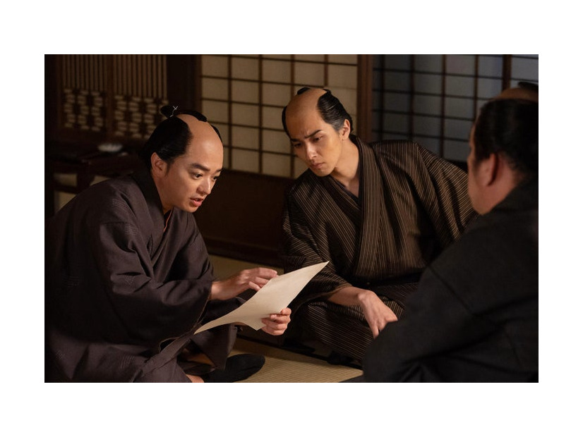 染谷将太、横浜流星「べらぼう～蔦重栄華乃夢噺～」第46話（C）NHK