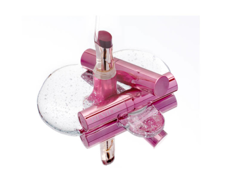 レブロン、うるおってツヤめく“水膜ツヤリップ”に甘やかしミルキーブラウンが新登場！