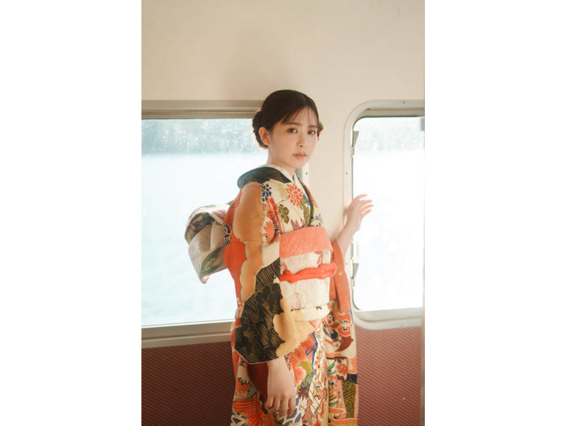 櫻坂46遠藤理子、華やかな晴れ姿を披露！稲熊ひなは白の振り袖であどけない魅力が光る