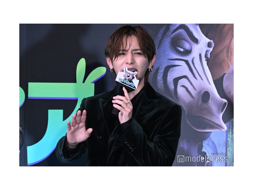 梅沢富美男の「私に似てイケメン」発言に決してニヤニヤしているわけではないと主張する山田涼介（C）モデルプレス