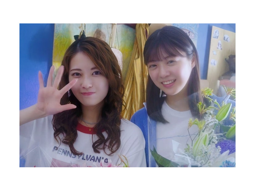 岩本蓮加、冨里奈央（C）田口囁一・一迅社／「ふたりエスケープ」製作委員会