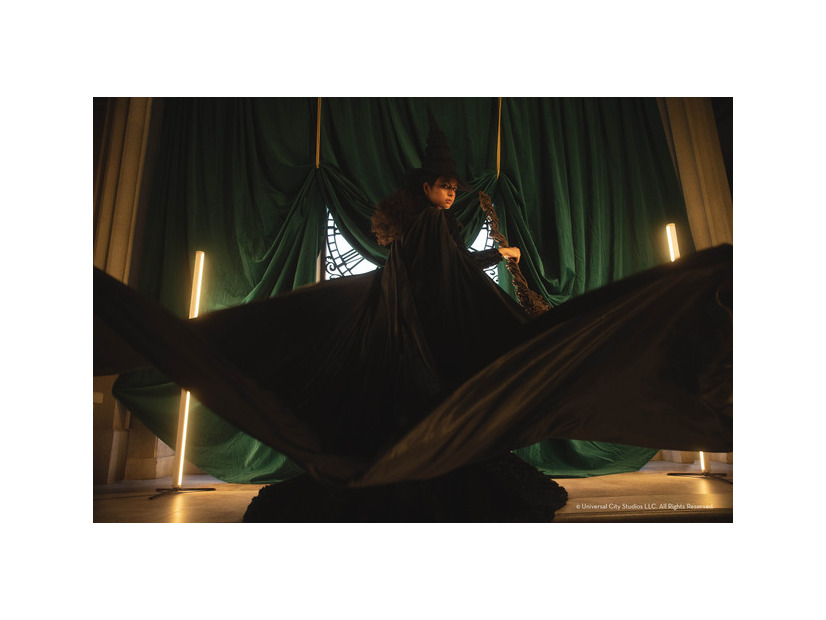 「リトル・マーサ」『ウィキッド』フォトプラン© Universal City Studios. All Rights Reserved.