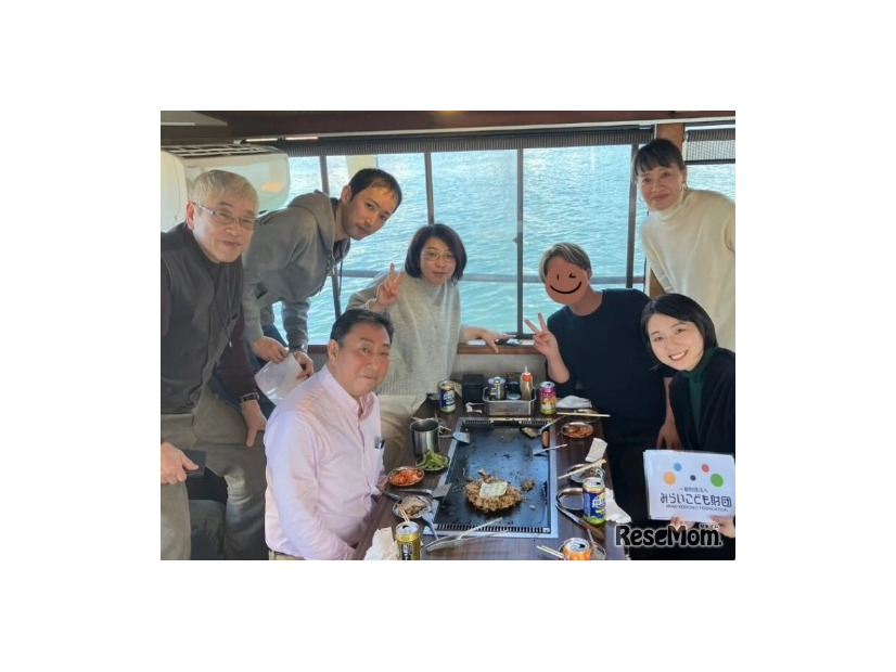 オンライン里親卒業式のようす