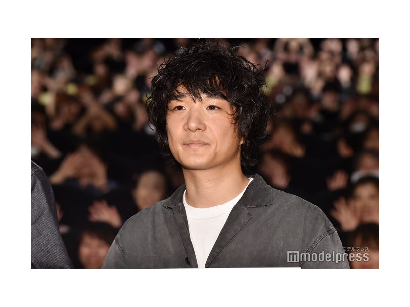 石崎ひゅーい（C）モデルプレス