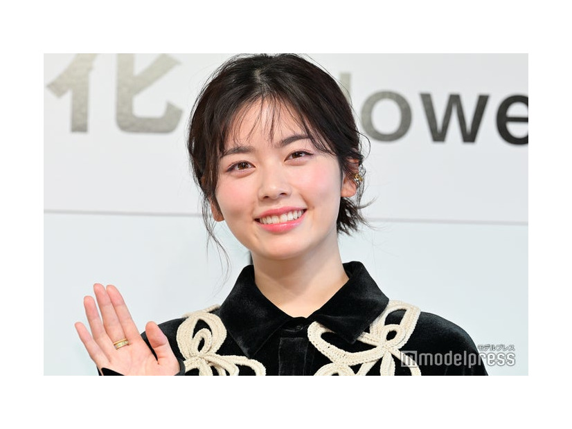 「小芝風花カレンダー2026 Flower」記者発表会に出席した小芝風花（C）モデルプレス