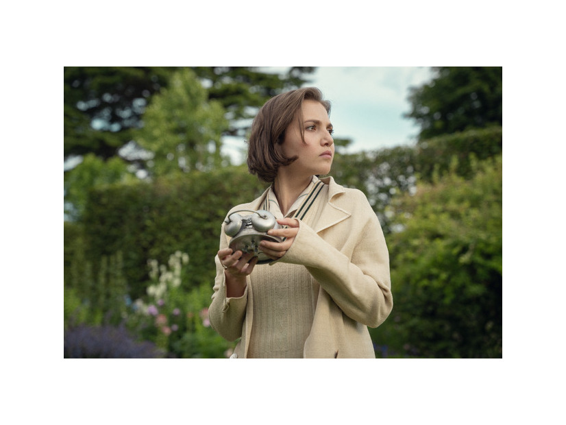 Netflixシリーズ「アガサ・クリスティのセブンダイヤルズ」1月15日独占配信