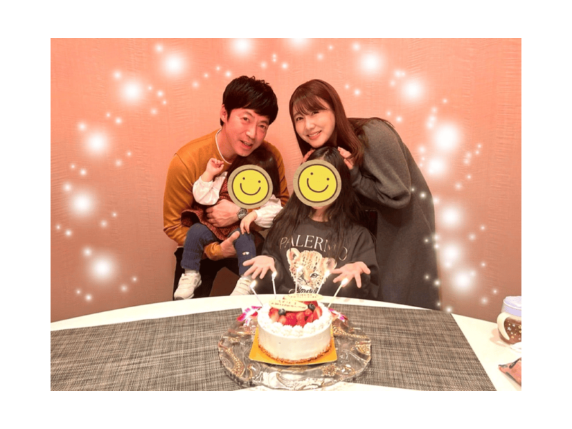 東貴博、家族4人でパシャリ！安めぐみの誕生日＆結婚14周年を豪華にお祝い「いい記念になるね」