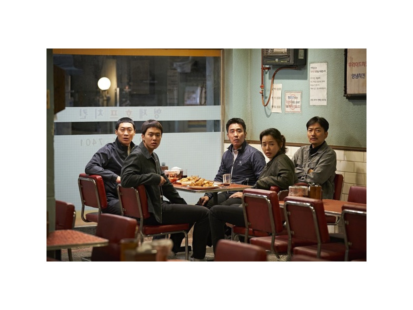 『エクストリーム・ジョブ』© 2019 CJ ENM CORPORATION, HAEGRIMM PICTURES. CO., Ltd ALL RIGHTS RESERVED