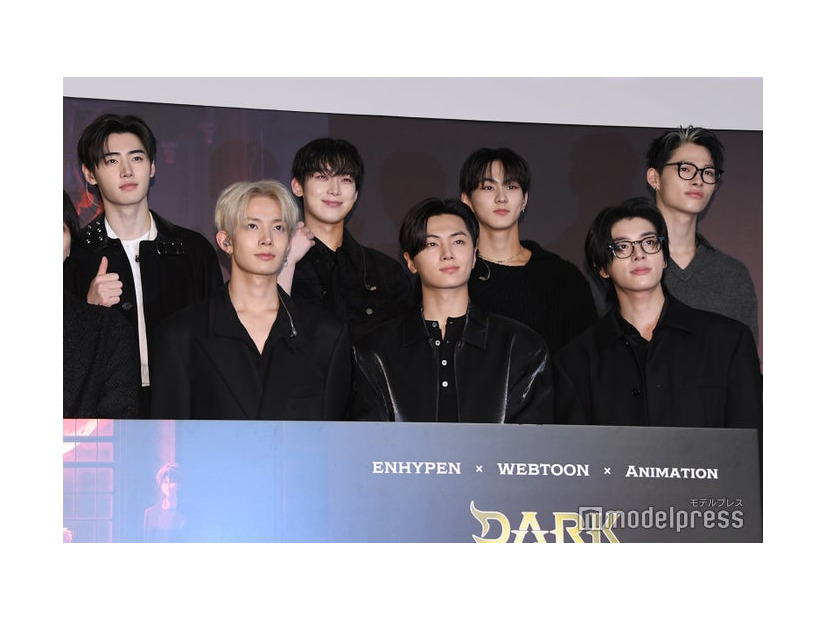 プレミアムイベントに登壇したENHYPEN／（上段左から）SUNGHOON（ソンフン）、SUNOO（ソヌ）、JUNGWON（ジョンウォン）、NI-KI（ニキ）、（下段左から）HEESEUNG（ヒスン）、JAY（ジェイ）、JAKE（ジェイク）（C）モデルプレス