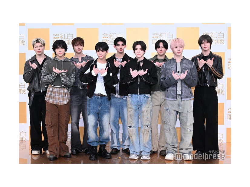 （後列左から）MAKI（マキ）、EJ（ウィジュ）、JO（ジョウ）、FUMA（フウマ）、K（ケイ）（前列左から）TAKI（タキ）、HARUA（ハルア）、YUMA（ユウマ）、NICHOLAS（ニコラス）／&TEAM（C）モデルプレス