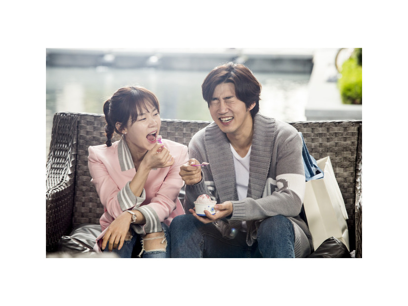 『ワンナイト・カップル』(C)2015 STORIGEE Co., Ltd. YEONWOO MOODAE Co., Ltd. All Rights Reserved.