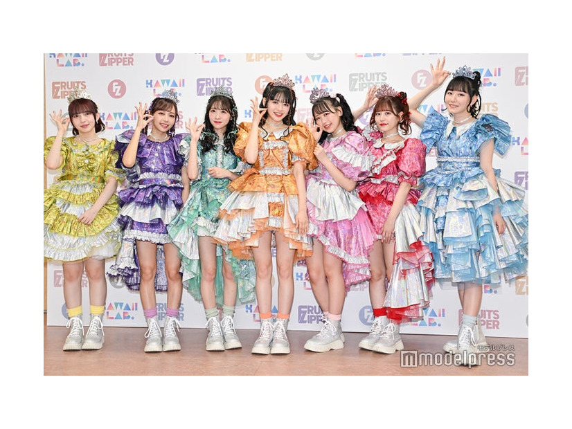 FRUITS ZIPPER（C）モデルプレス