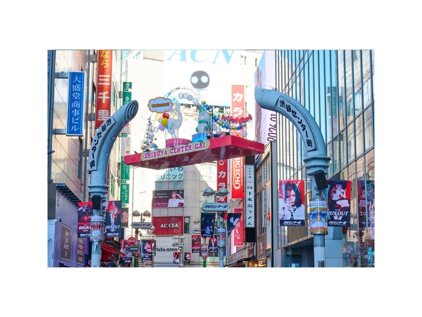 「IRIS OUT」「JANE DOE」渋谷センター街ジャック © 2025 MAPPA／チェンソーマンプロジェクト ©藤本タツキ／集英社