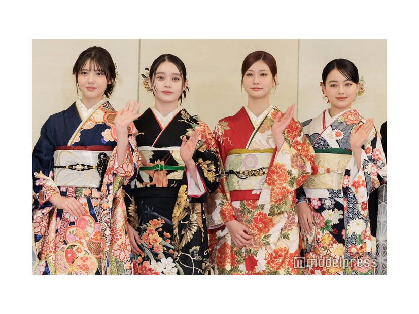 松尾そのま、高石あかり、生見愛瑠、上坂樹里（C）モデルプレス