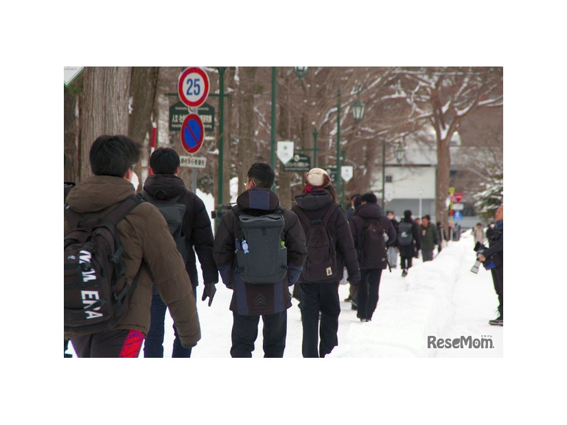 北海道大学試験場（札幌キャンパス）2026年1月17日 共通テスト1日目のようす（記事の内容とは関係ありません）