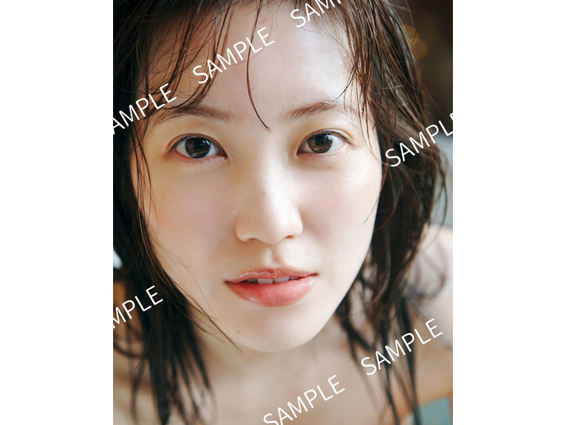 松田里奈1st写真集「まつりの時間」封入特典 撮影／北浦敦子