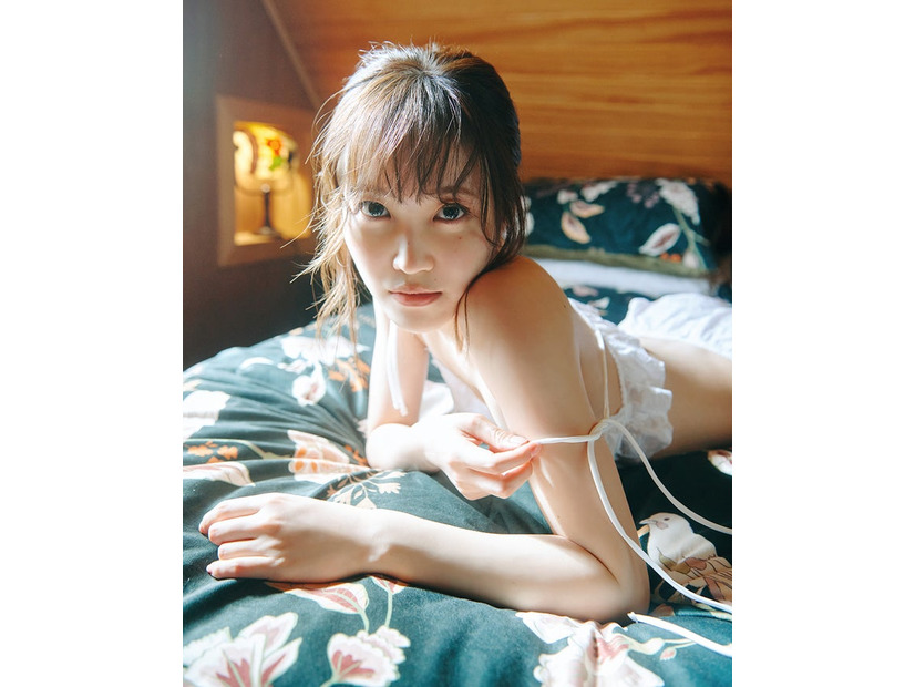 松田里奈1st写真集「まつりの時間」第3回YouTube配信限定W特典：B3サイズ折り目なしポスター 撮影／北浦敦子