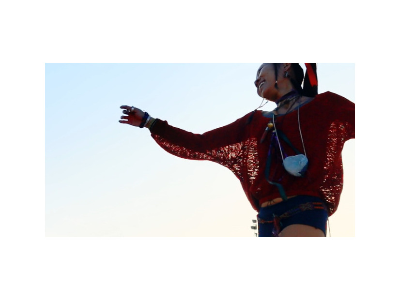 『XiXi、私を踊る』©SVEMIRKO AUDIOVISUAL ART PRODUCTIONS