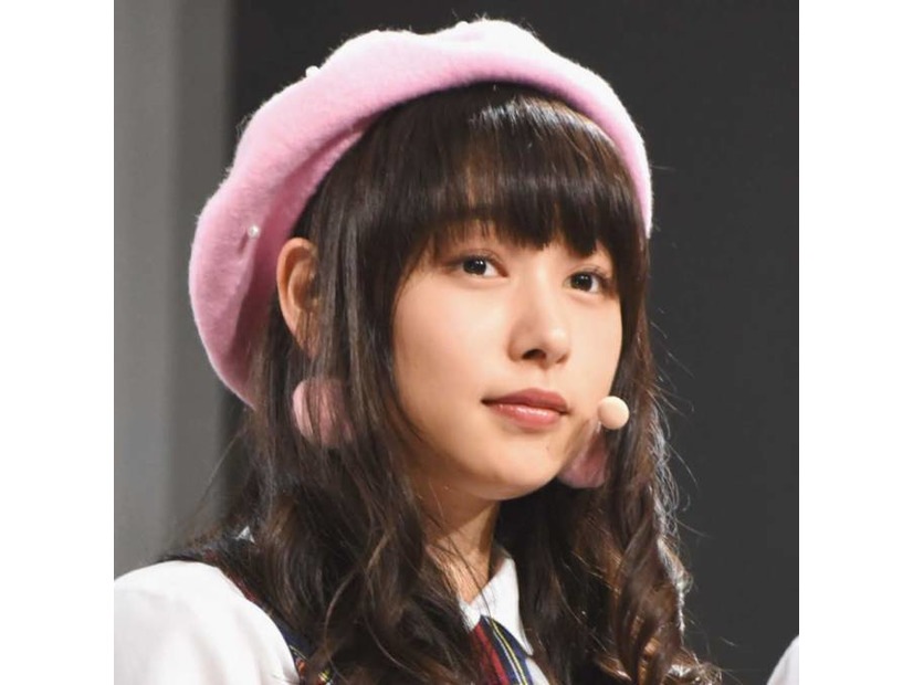 桜井日奈子、ニット帽＆手袋のあったかコーデに反響「寒さも吹き飛ぶ可愛さ！」「めっちゃ似合う」