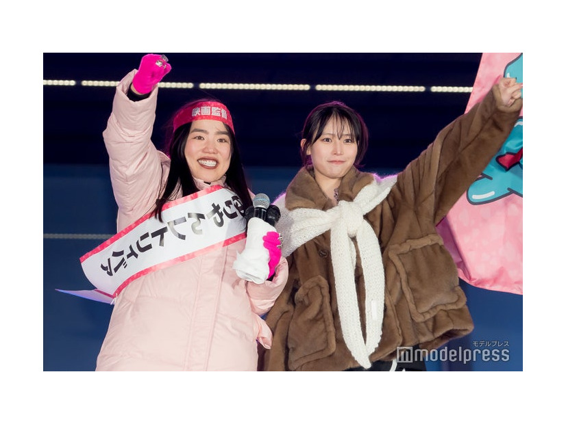 映画「禍禍女」公開直前！大演説会 in 新宿・歌舞伎町に出席したゆりやんレトリィバァ、南沙良（C）モデルプレス