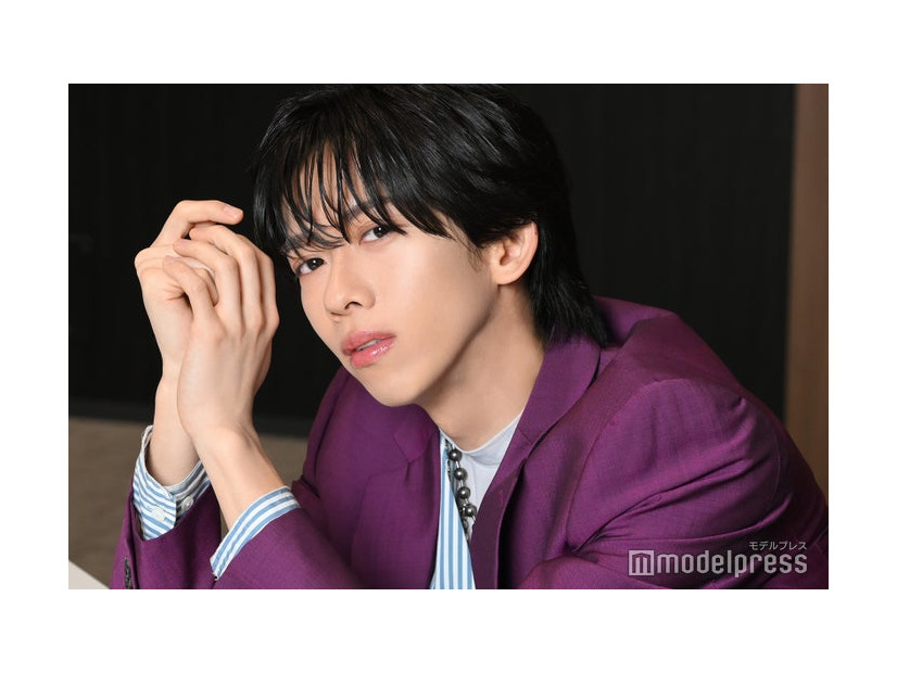 モデルプレスのインタビューに応じたリョウガ（C）モデルプレス