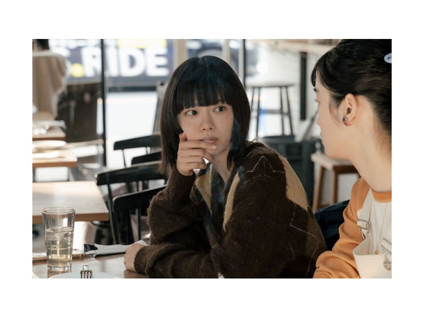 杉咲花、野内まる「冬のなんかさ、春のなんかね」第4話（C）日本テレビ