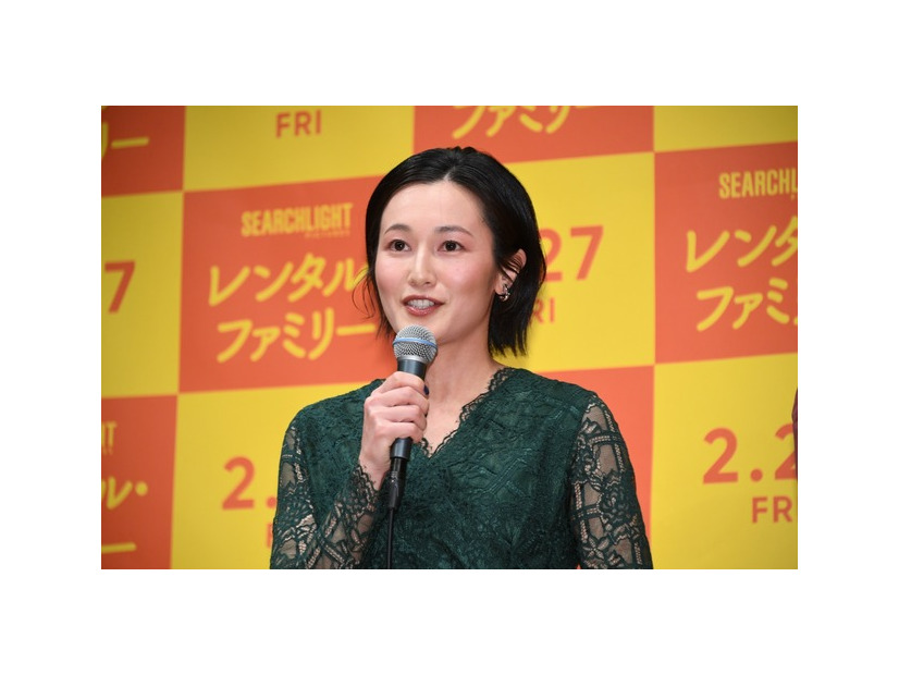 『レンタル・ファミリー』©2025 Searchlight Pictures. All Rights Reserved.　